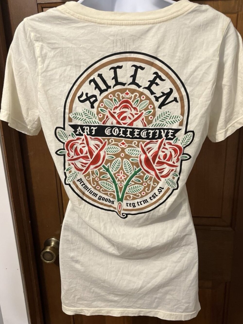 Sullen Art Collective Short Sleeve Shirt Beige  Rose Graphic - Picture 3 of 7